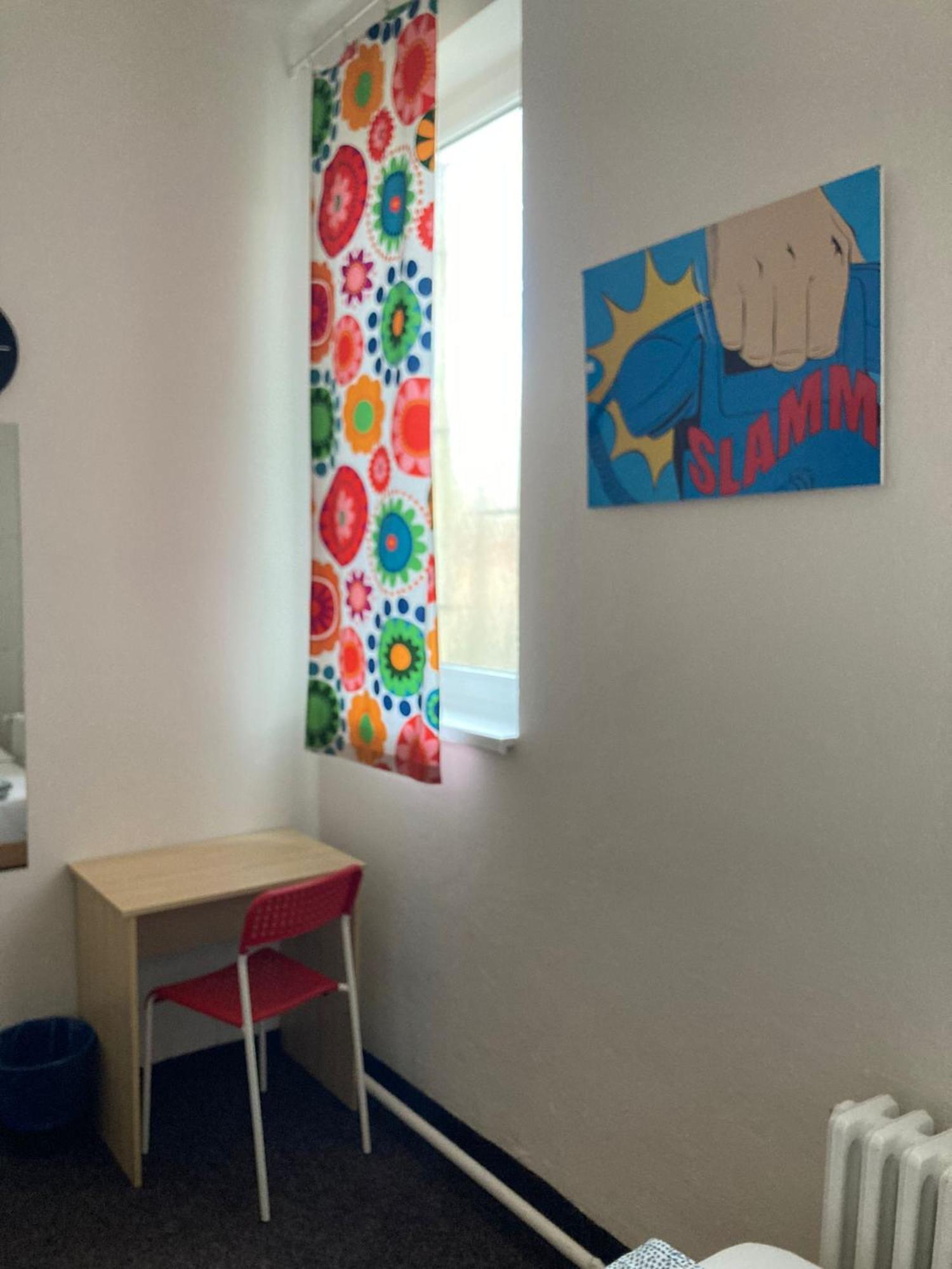 Hostel Praha Ladvi Eksteriør bilde