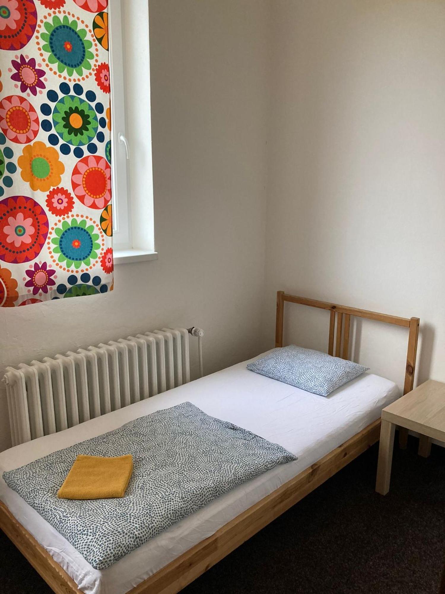 Hostel Praha Ladvi Eksteriør bilde